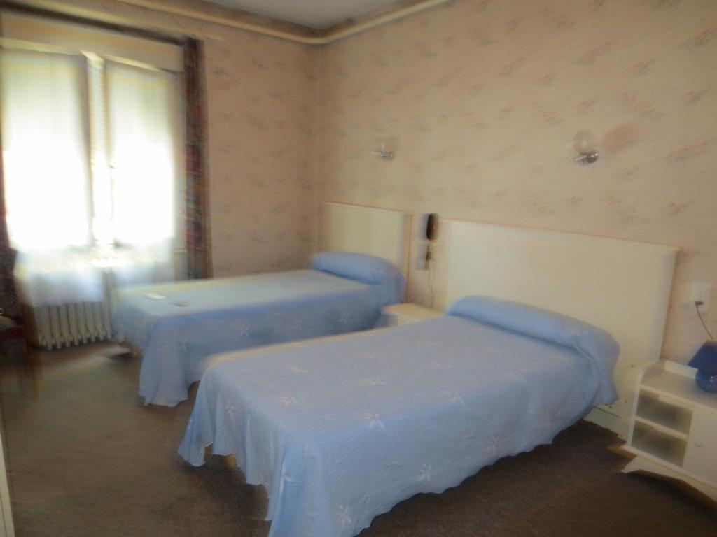 Hotellerie Du Centre Salies-du-Salat Екстериор снимка