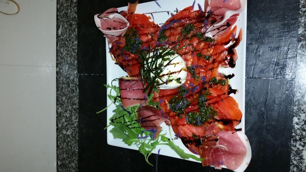 Hotellerie Du Centre Salies-du-Salat Екстериор снимка